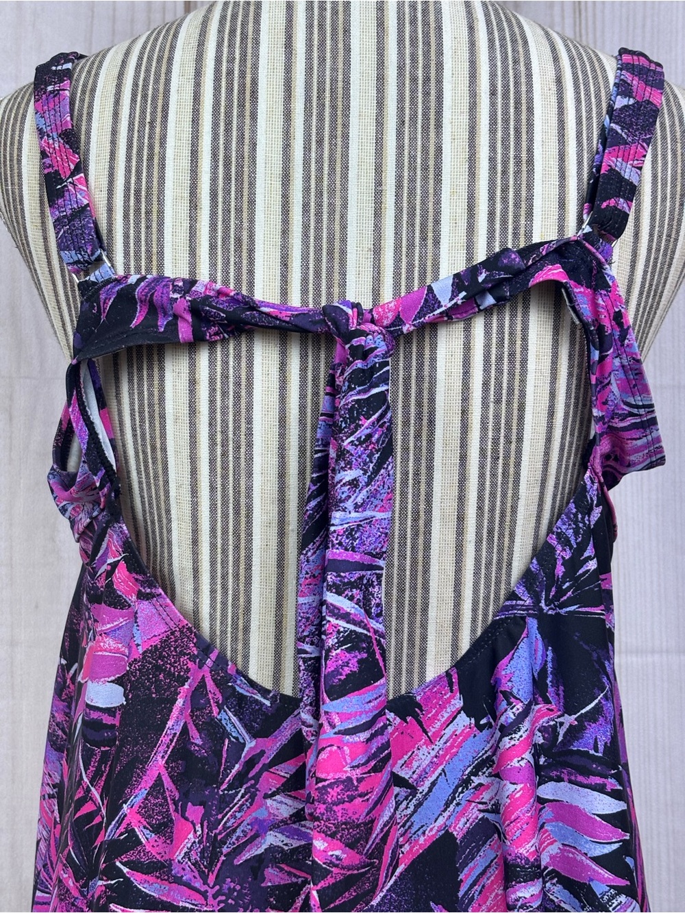 Septangle Plus Size Tankini Swim Top Tropical Print Adjustable Purple Pink Sz 20 - Picture 10 of 13